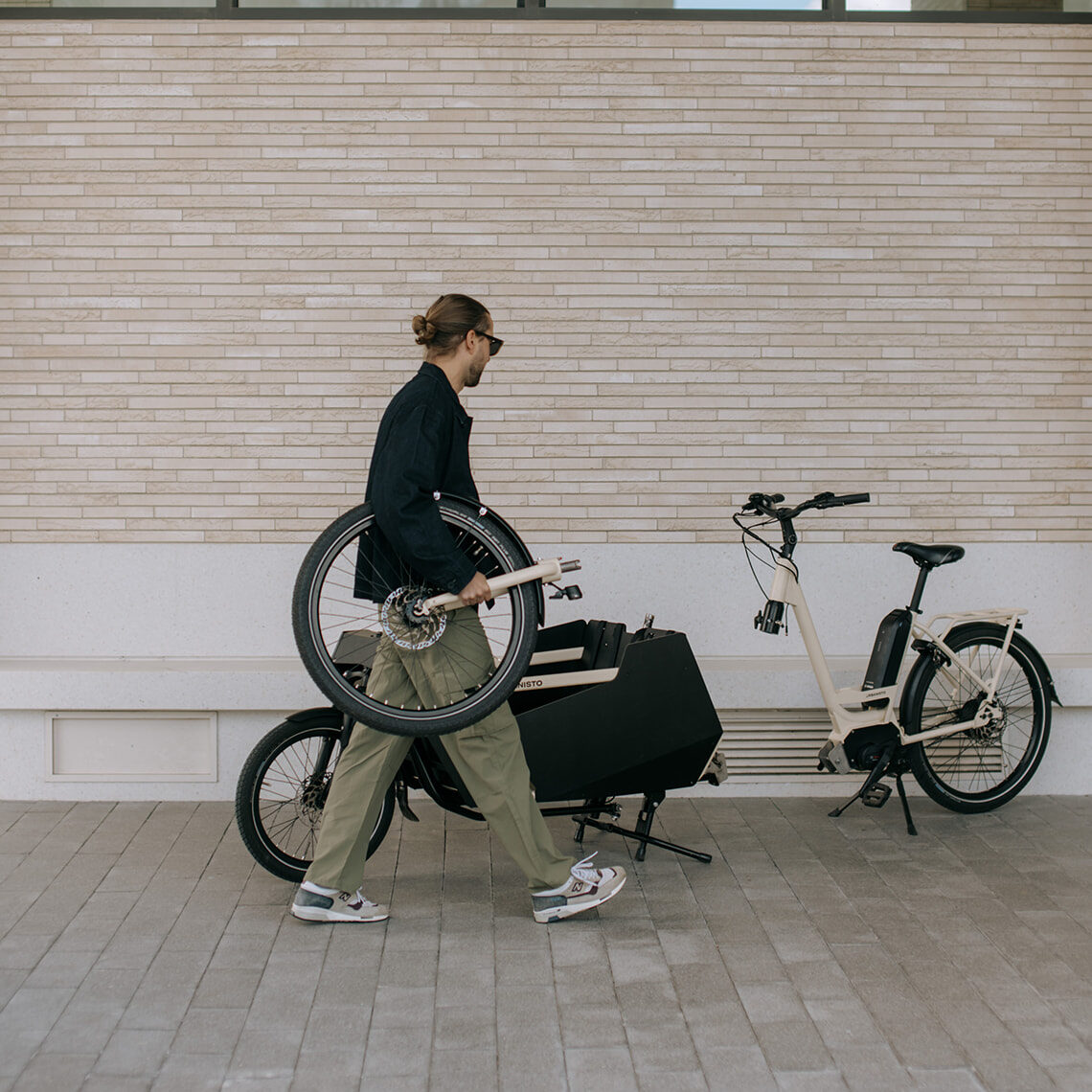 eb86c321-05b8-4223-bba6-23642fbd799c